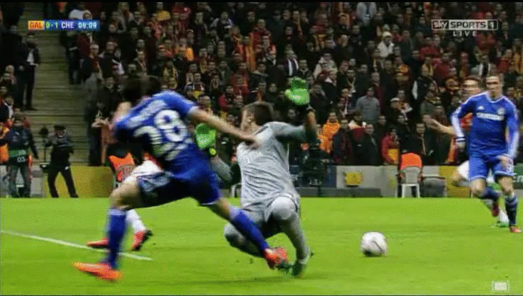 GIF: Torres pokes in to give Chelsea the lead